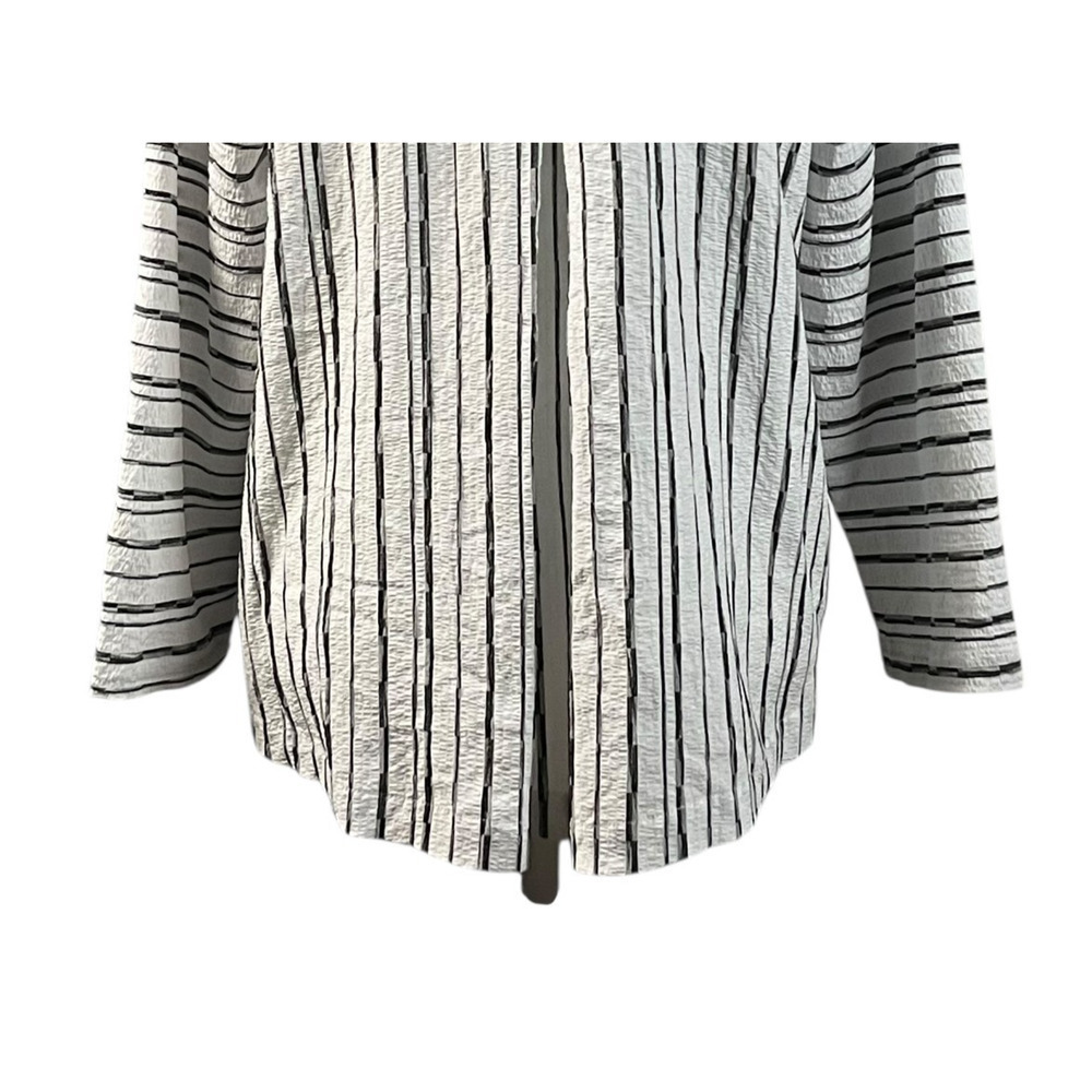 Habitat Clothes To Live In Tunic Size Medium Black White Stripes Textured Artsy - Picture 9 of 13